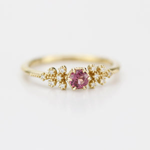 18k gold engagement ring garnet, Round garnet ring, vintage milgrain round cut garnet engagement ring, gold ring delicate