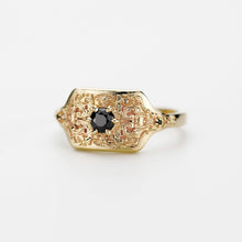 Load image into Gallery viewer, 18K Solid Gold Mens Signet Ring with Black Diamond